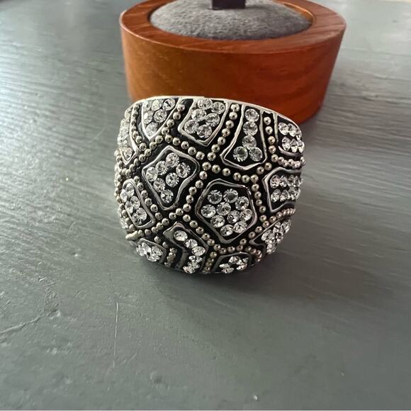 Chelsea Taylor 925 Sterling Silver Crystal Ring Size 7 - Picture 2 of 9